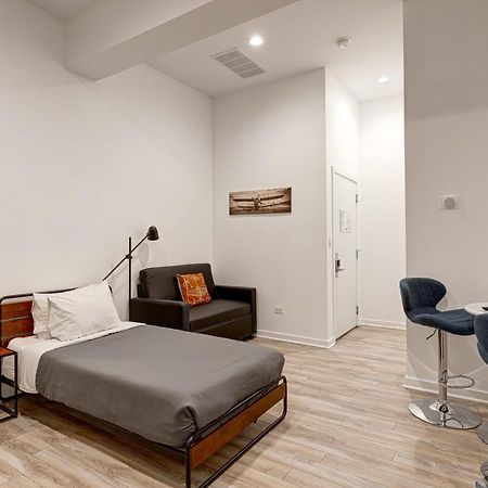 Cabin 105 By 747 Lofts Chicago Exterior foto